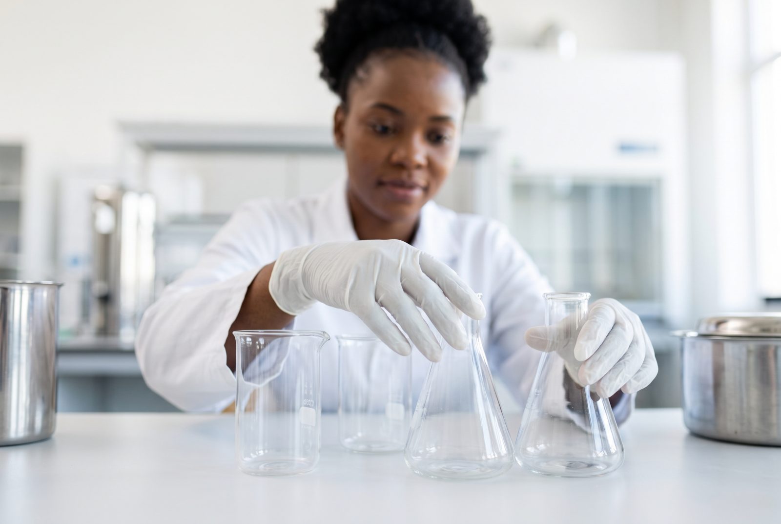 Best Practices for Autoclaving, Cleaning & Calibrating Volumetric Glassware